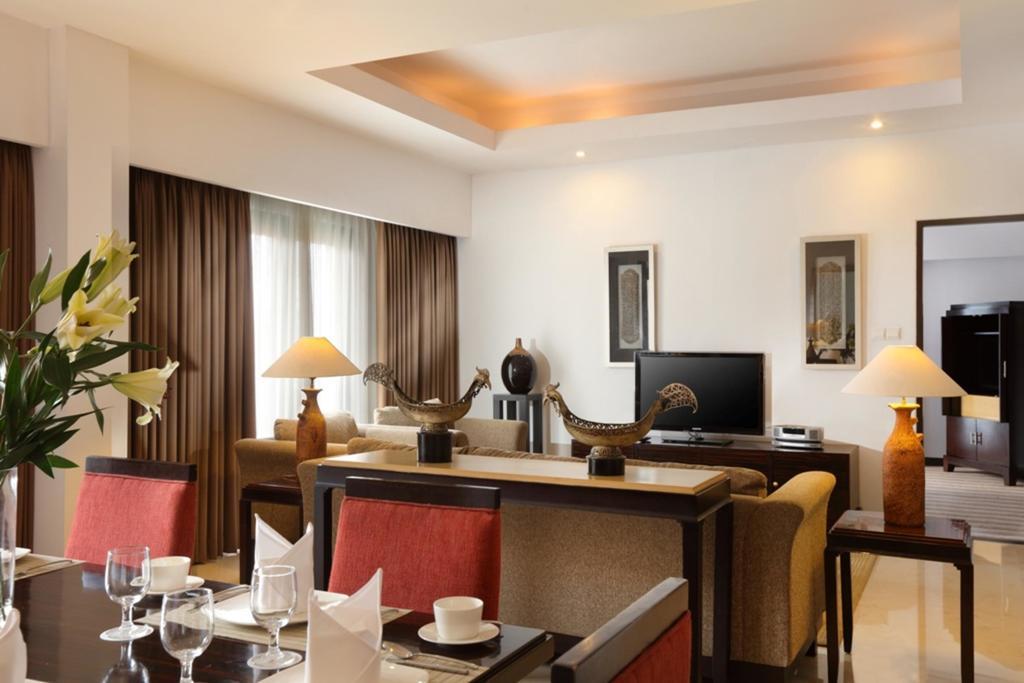 Hotel Santika Premiere Malang Dış mekan fotoğraf