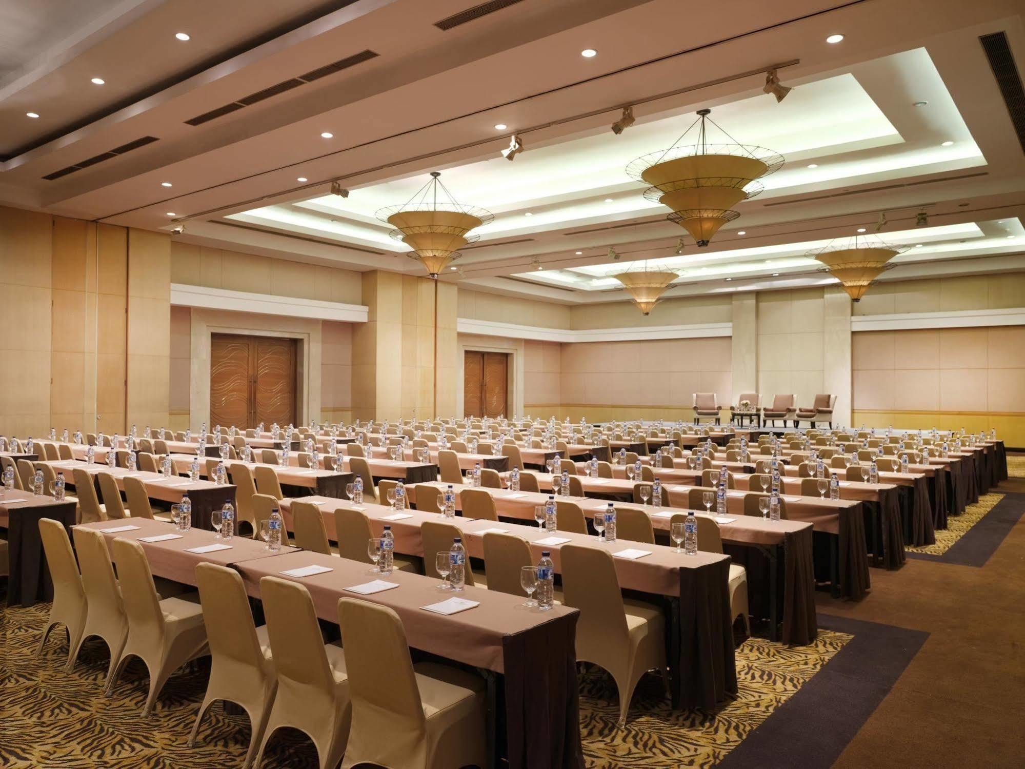 Hotel Santika Premiere Malang Dış mekan fotoğraf